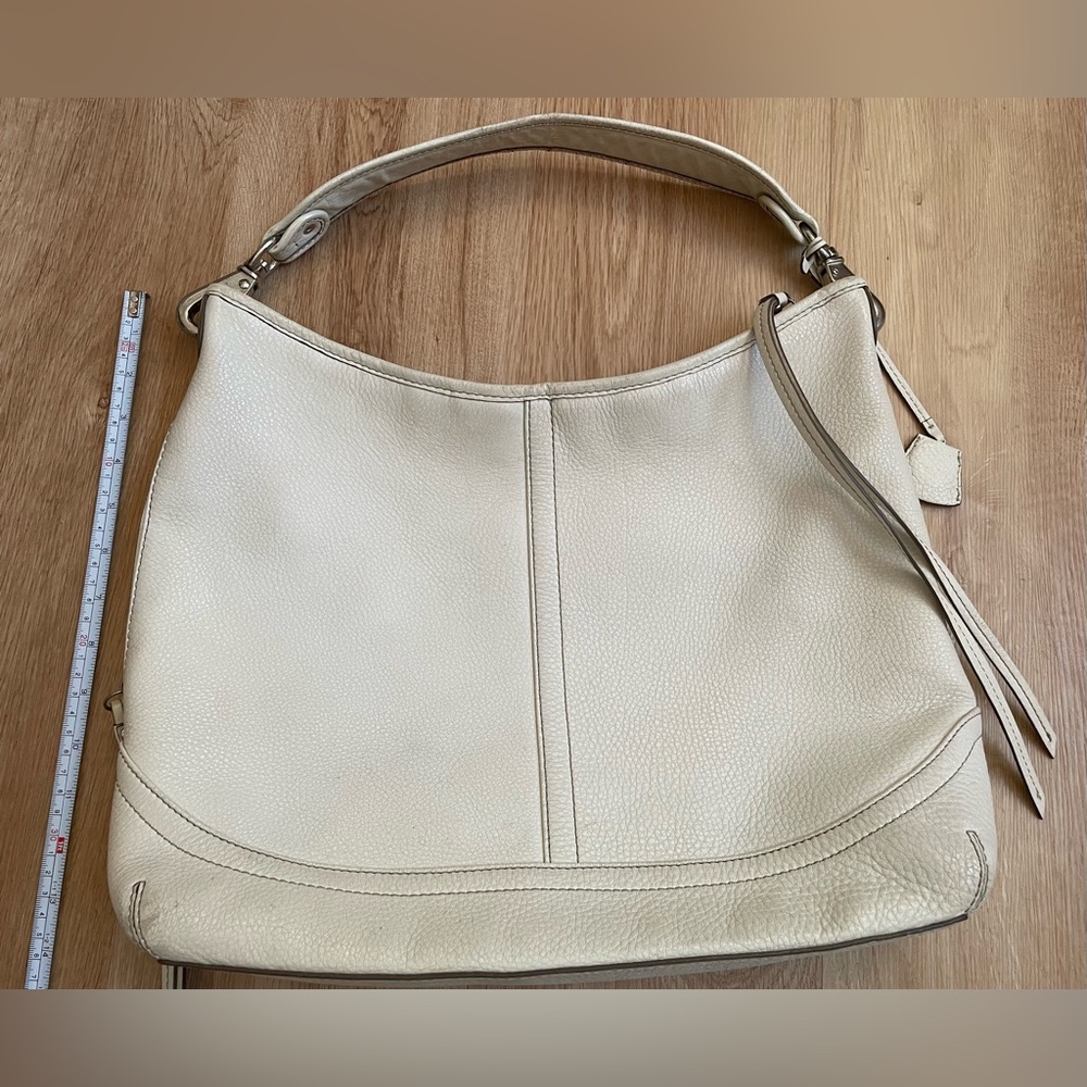 Banana Republic leather bag white pebbled large slouchy hobo silver zipper $250 - Picture 10 of 12